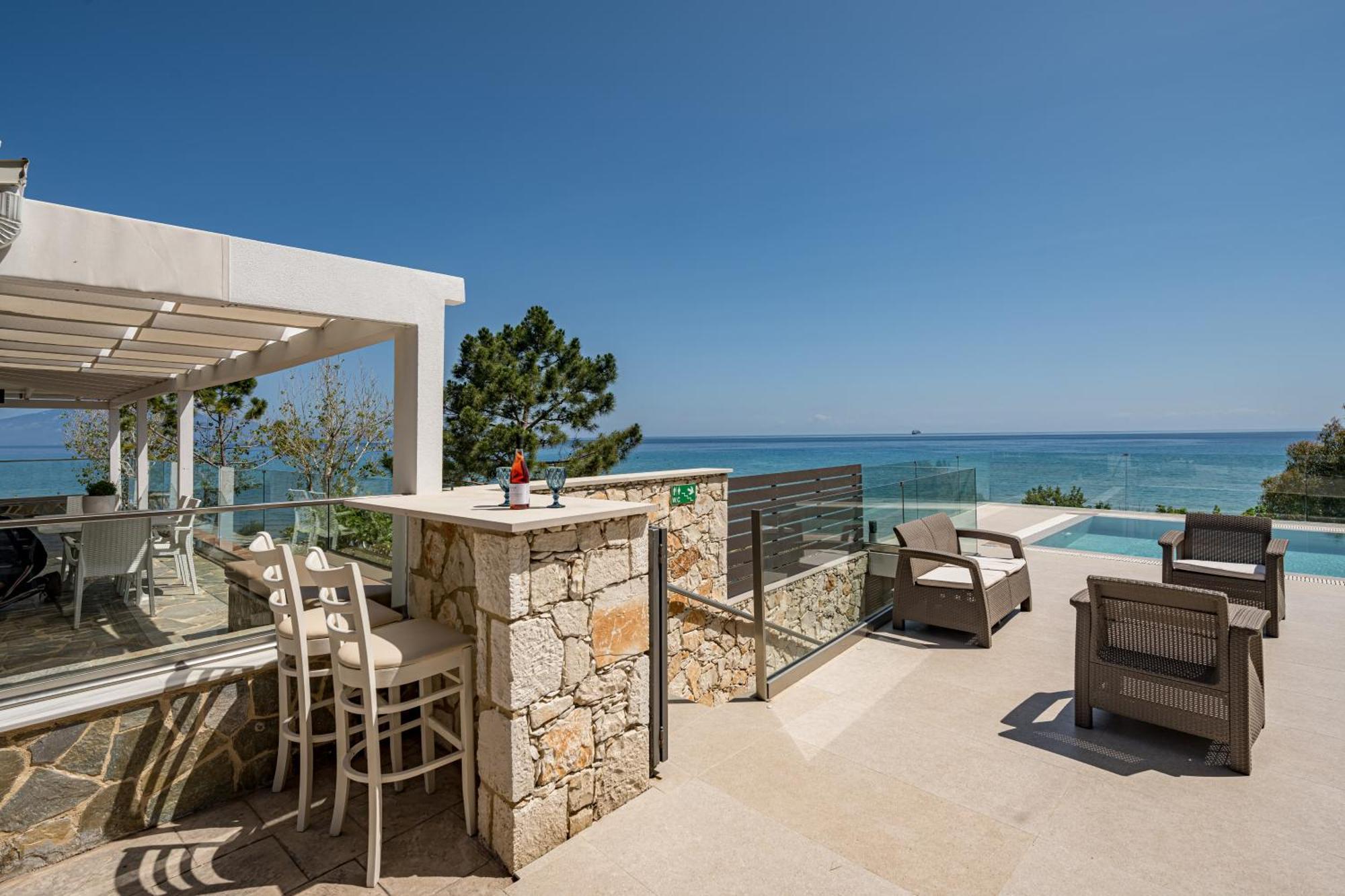 Addimare Sea View Villa, And Events Venue Alikész Kültér fotó