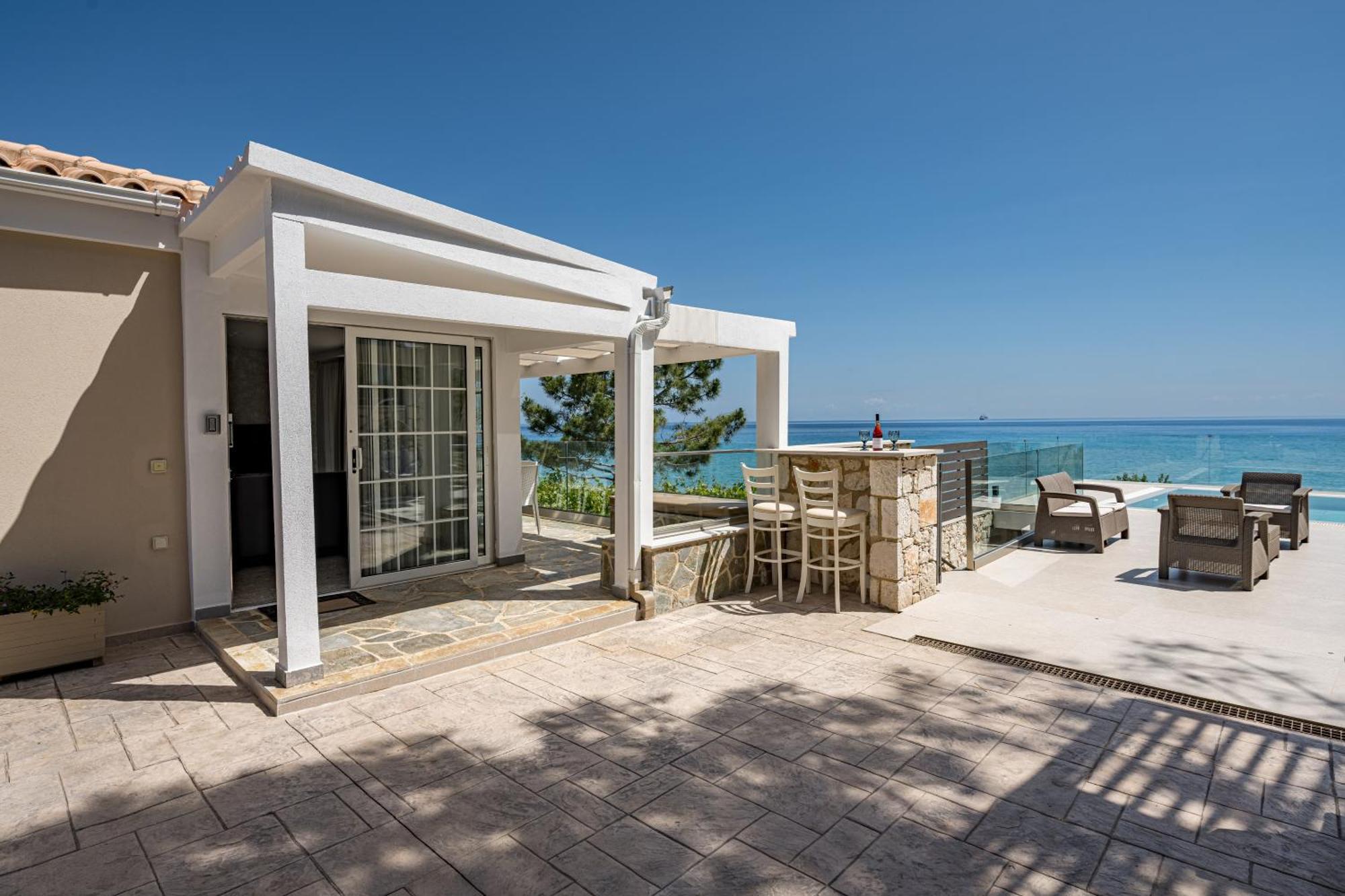 Addimare Sea View Villa, And Events Venue Alikész Kültér fotó